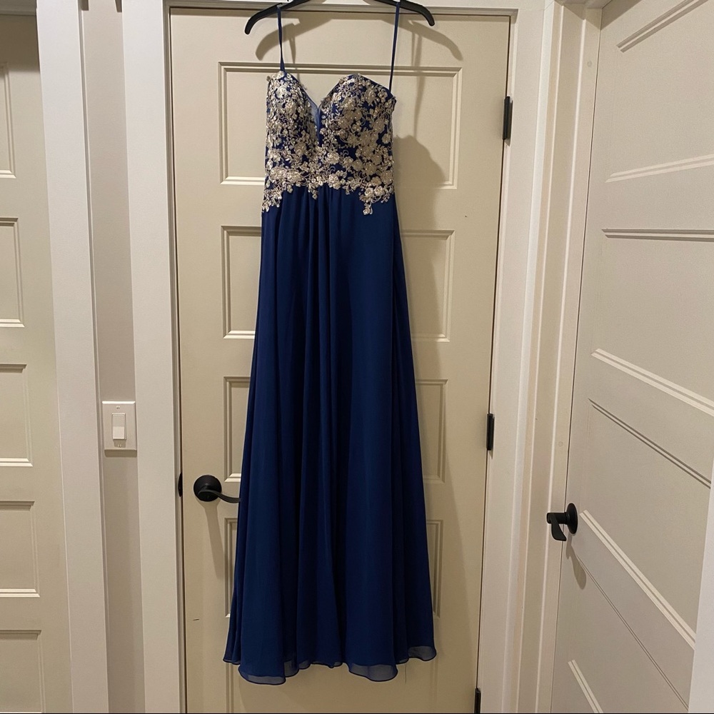 Faviana Blue Gown Size 4